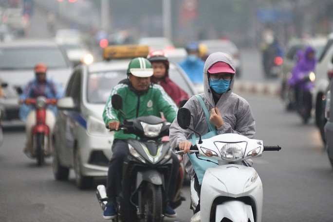 Không khí lạnh tràn về, Bắc Bộ trời rét, Trung Bộ có mưa to - Ảnh 1. Không khí lạnh tràn về, Bắc Bộ trời rét, Trung Bộ có mưa to - Ảnh 1.