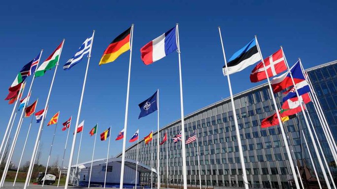 NATO đình chỉ hiệp ước an ninh quan trọng với Nga - Ảnh 1. NATO đình chỉ hiệp ước an ninh quan trọng với Nga - Ảnh 1.