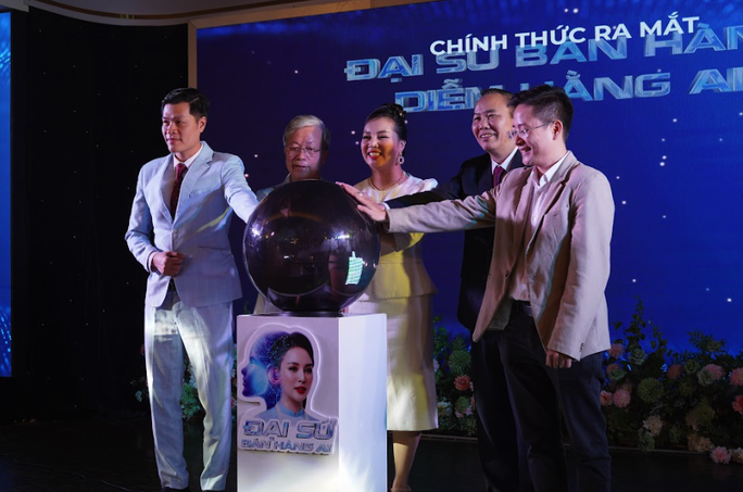 Ra mắt ra mắt Đại sứ bán hàng trí tuệ nhân tạo đầu tiên tại Việt Nam - Ảnh 3.