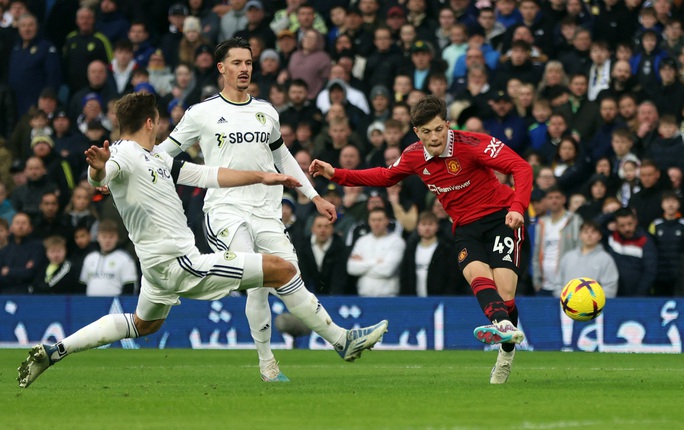 Man United và Man City đại thắng, nóng rực cuộc đua vô địch Ngoại hạng - Ảnh 4.