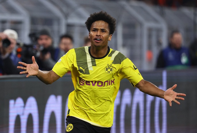 Sao trẻ Adeyemi lập siêu phẩm, Chelsea thua Dortmund ở Champions League - Ảnh 6.