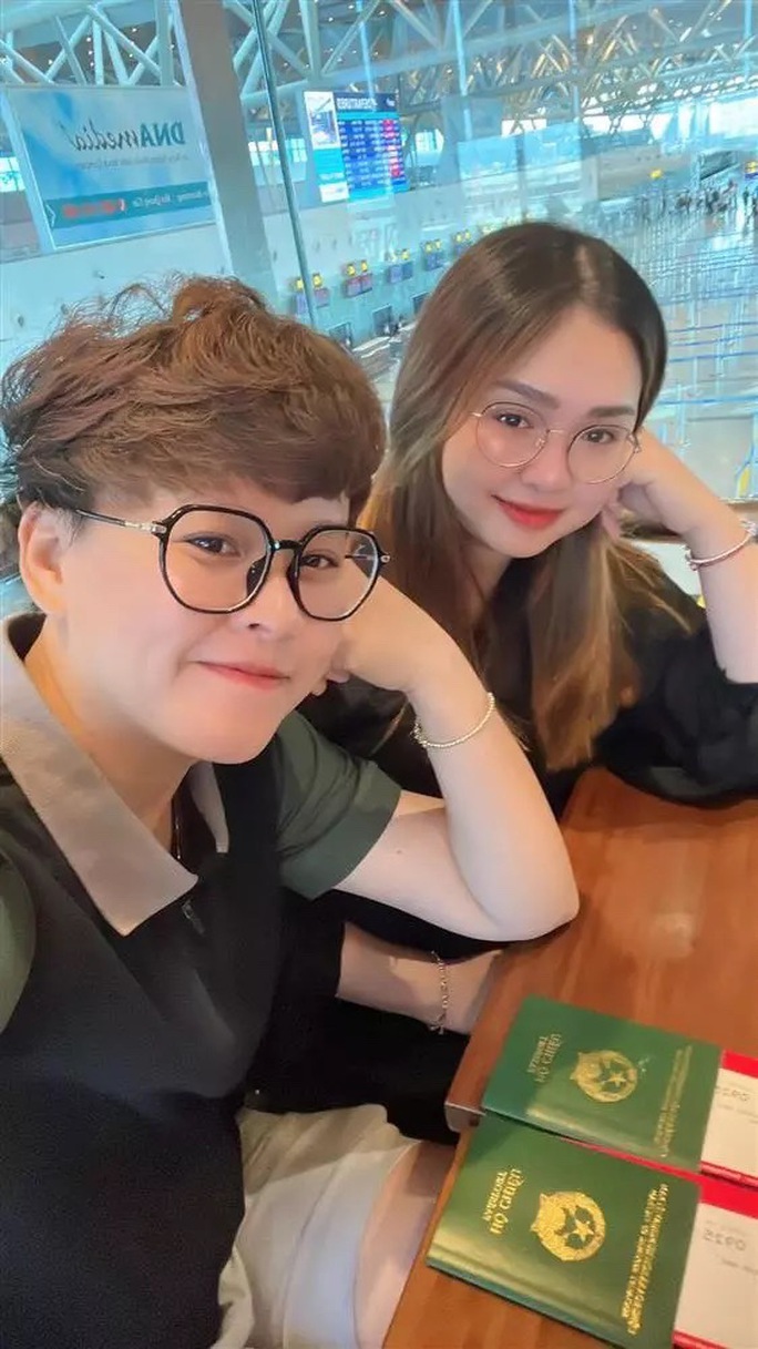 Ca sĩ Nguyễn Thiện Nhân và người tình đồng giới bị gọi là u - Hình ảnh 1.