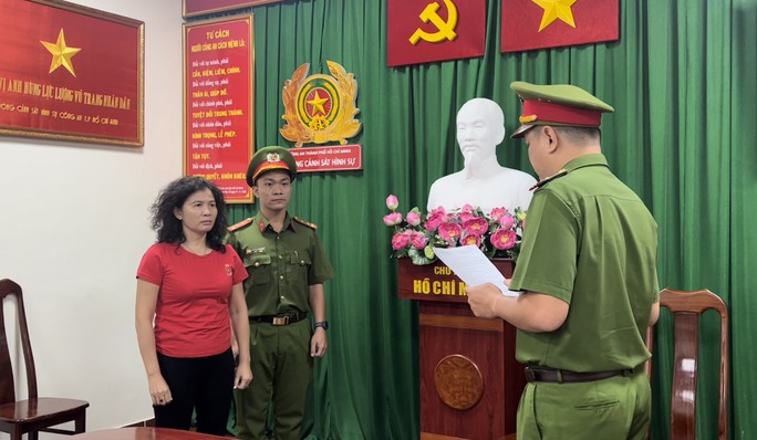 Tạm giam cựu chủ nhiệm Đoàn Luật sư Vĩnh Long liên quan vụ án Nguyễn Phương Hằng - Ảnh 2.