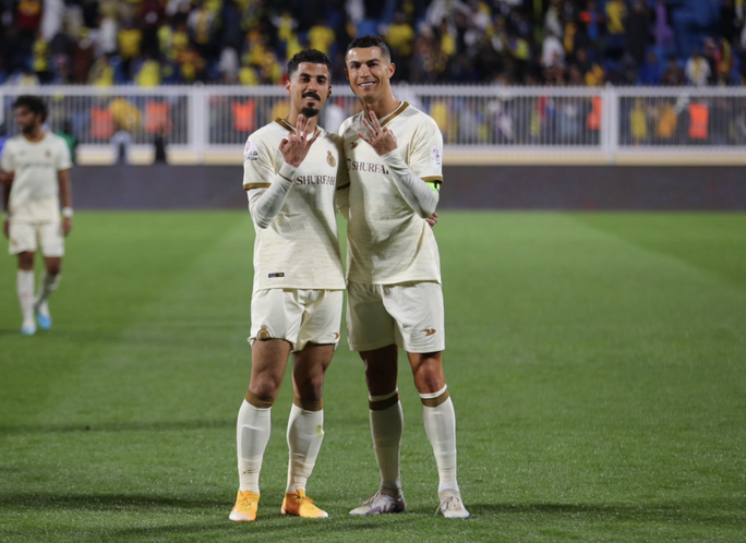 Ronaldo bùng nổ, đua danh hiệu Vua phá lưới xứ Ả Rập - Ảnh 4.