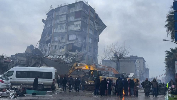 Thảm họa động đất: Dự báo sốc về số nạn nhân tử vong ở Thổ Nhĩ Kỳ và Syria - Ảnh 1.