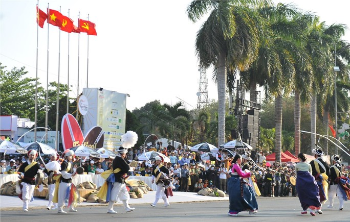 Đã mắt với bữa tiệc Lễ hội đường phố Buôn Ma Thuột - Ảnh 11.