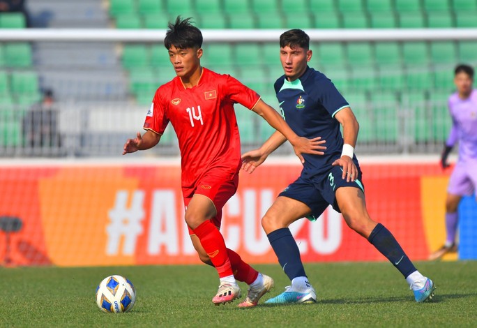 Văn Khang, Quốc Việt lên tập trung với U23 - Ảnh 2.