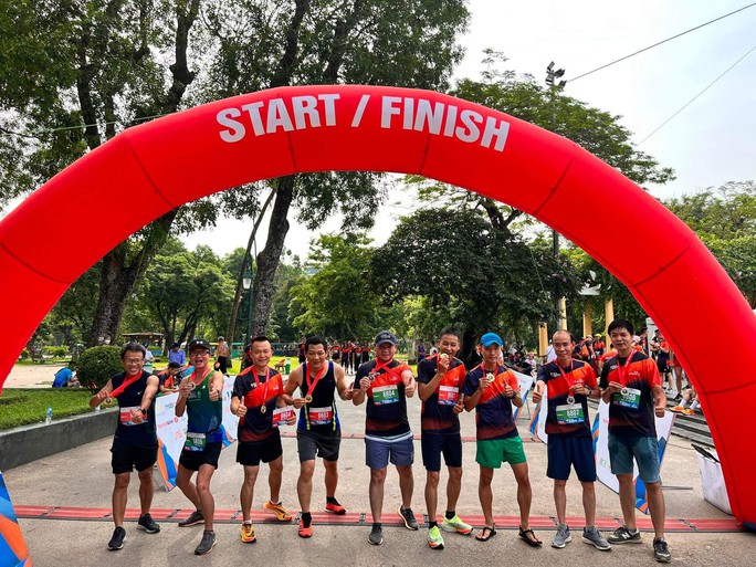 10.000 VĐV tranh tài giải chạy vào mùa thu Hà Nội