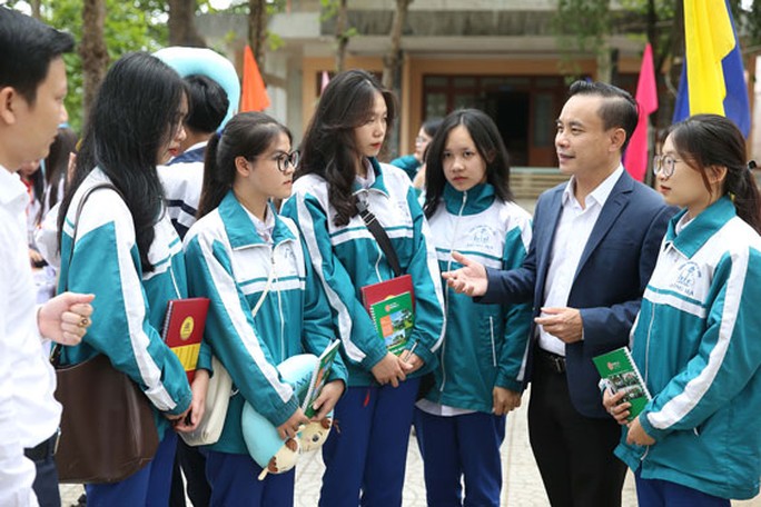Đưa trường học đến thí sinh tại Quảng Trị: Hóa giải nhiều vấn đề sát sườn - Ảnh 1.