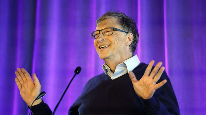 Tỉ phú Bill Gates nói gì về rủi ro AI chống lại con người? - Ảnh 1.
