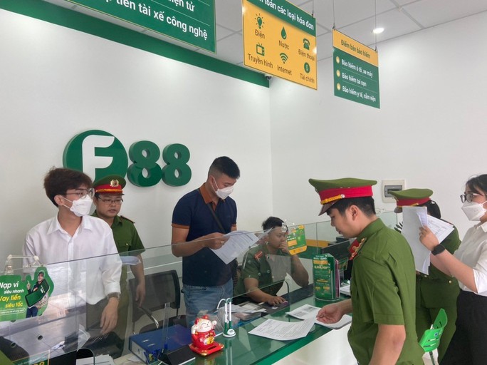 Đồng loạt kiểm tra tất cả cơ sở kinh doanh của F88 tại Đà Nẵng - Ảnh 1.