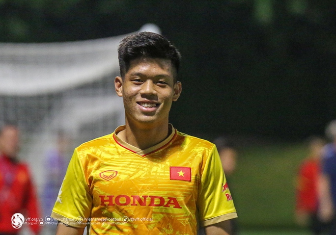 Nguyễn Đức Việt: Ông Troussier muốn tuyển U23 Việt Nam chơi nhanh hơn  - Ảnh 6.