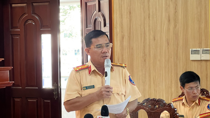 CSGT TP HCM nêu phương án giải cứu kho bãi xe quá tải - Ảnh 1.