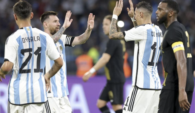 Argentina đè bẹp Curacao 7-0, Messi lập hat-trick vượt mốc 100 bàn - Ảnh 6.