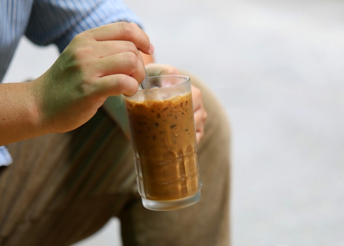 Nhờ đâu cà phê sữa đá vào top ngon nhất thế giới? - Ảnh 1.