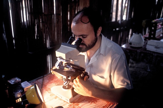 Lập bảo tàng Carlo Urbani - bác sĩ hy sinh sau khi tìm ra SARS ở Việt Nam - Ảnh 2.