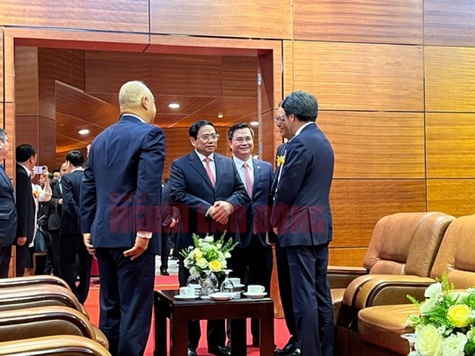 Thủ tướng trao danh hiệu Anh hùng lao động cho Vietcombank - Ảnh 1.
