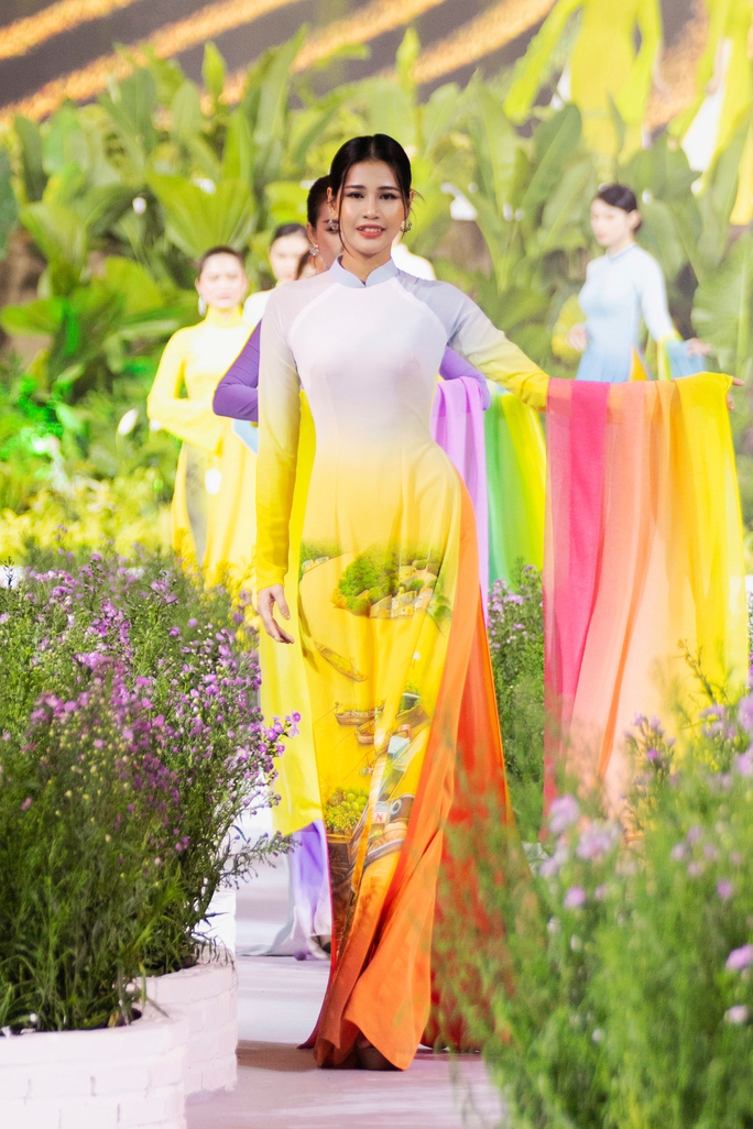 043-aodai-trung-dinh-kc-team-16779327473181795098033.jpeg