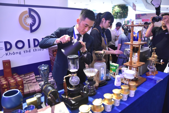 Nhiều sự kiện hấp dẫn đang diễn ra tại ngày hội Tôn vinh cà phê Việt - Ảnh 23.