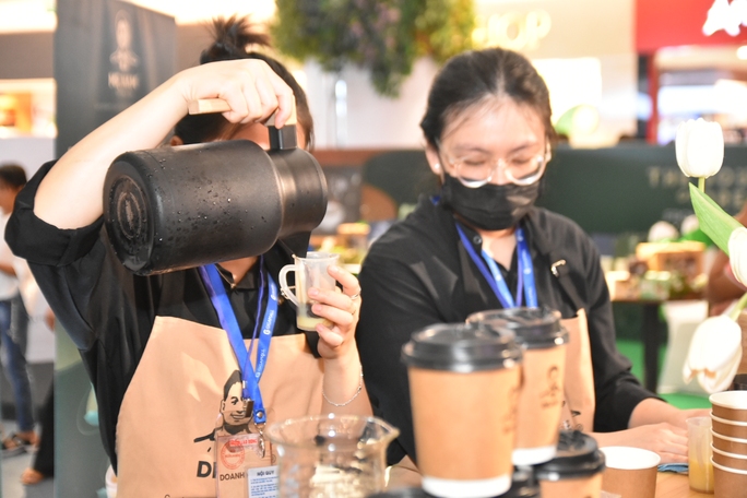 Nhiều sự kiện hấp dẫn đang diễn ra tại ngày hội Tôn vinh cà phê Việt - Ảnh 14.