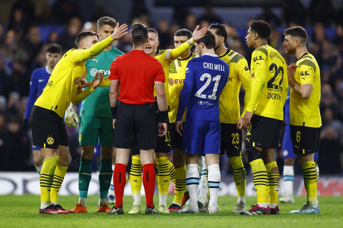 Ngược dòng ngoạn mục, Chelsea hạ Dortmund vào tứ kết Champions League - Ảnh 6.