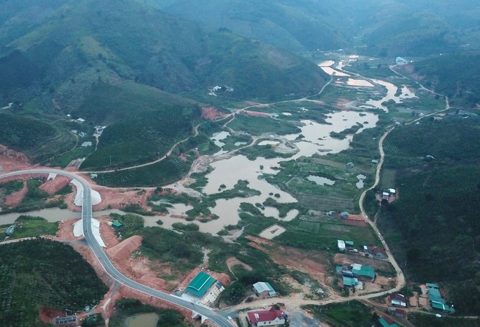 Suối Đạ KNàng tan hoang vì cát tặc lộng hành - Ảnh 4.
