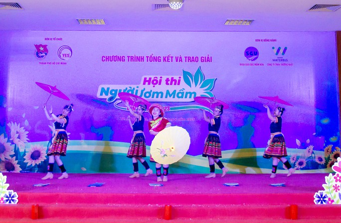 Trao giải hội thi Người ươm mầm - Ảnh 1.