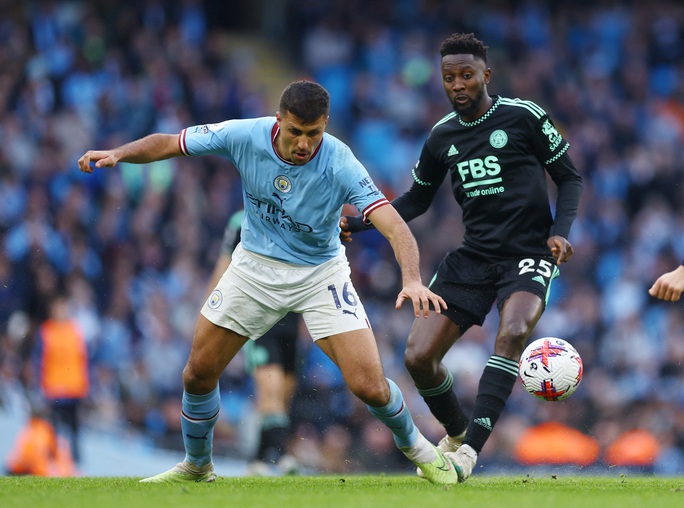 Haaland lập kỷ lục ghi bàn, Man City hủy diệt Leicester - Ảnh 1.