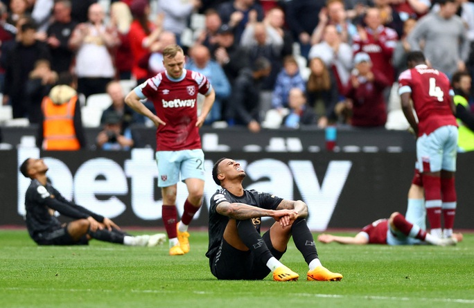 Nhấn chìm Nottingham Forest, Man United tự tin vào Top 3 Ngoại hạng - Ảnh 8.