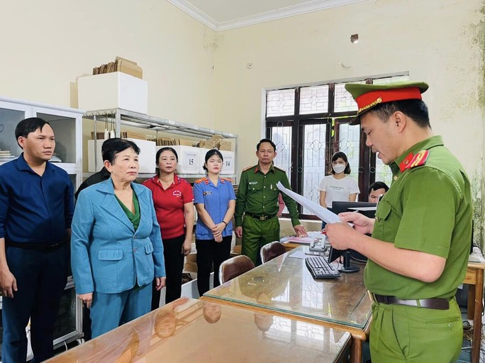 Bắt hai phụ nữ lợi dụng quyền tự do dân chủ xâm phạm lợi ích của nhà nước - Ảnh 2.