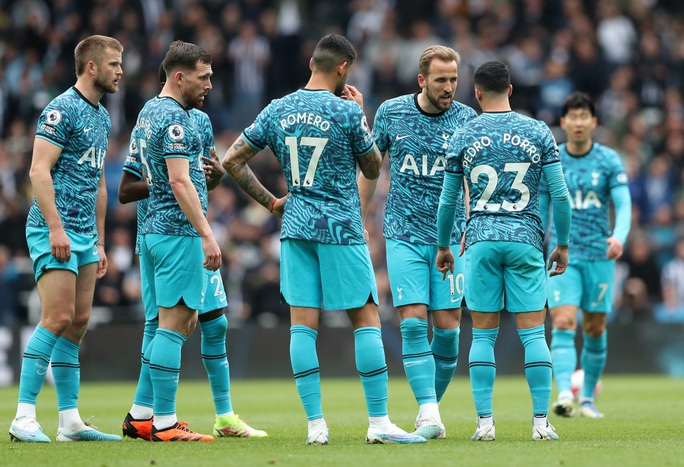 Thủng lưới 5 bàn trong 21 phút, Tottenham đại bại trước Newcastle - Ảnh 5.