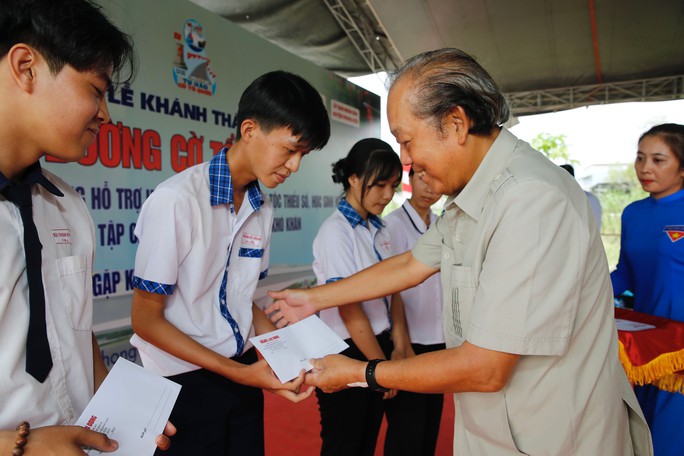 Tây Đô rợp bóng cờ Tổ quốc - Ảnh 2.