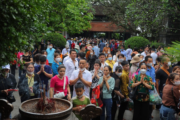 Những hình ảnh Chủ tịch nước Võ Văn Thưởng dâng hương ngày Giỗ Tổ Hùng Vương - Ảnh 18.