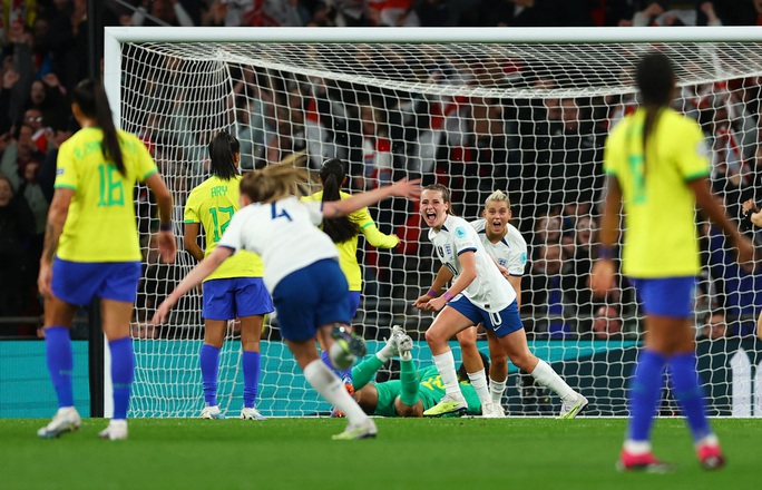 Thắng Brazil, tuyển Anh vô địch Cúp Liên lục địa nữ - Ảnh 4.