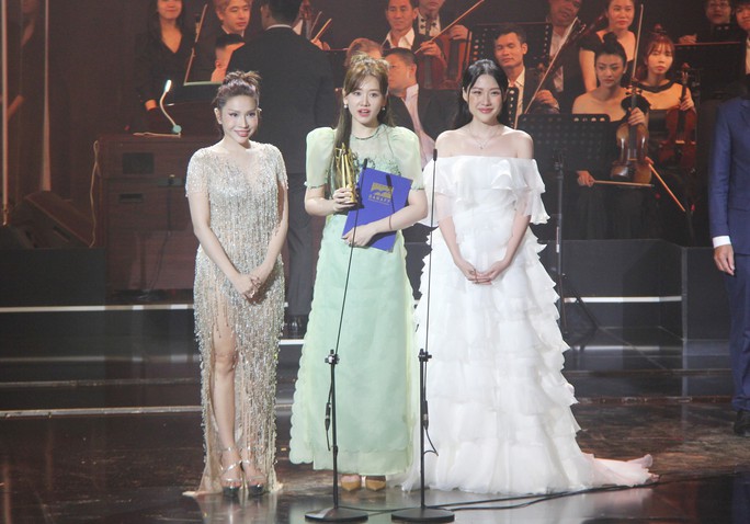 Nhà bà Nữ, Trấn Thành nhận giải phim Việt Nam, đạo diễn xuất sắc DANAFF I - Ảnh 6.