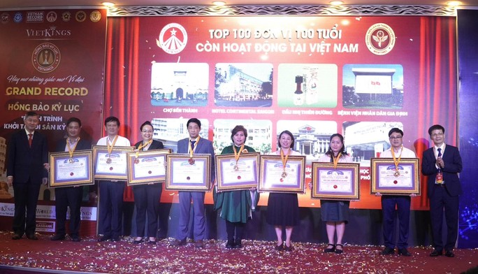 Hai bệnh viện ở TP HCM xác lập kỷ lục Việt Nam - Ảnh 1.