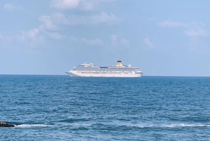 Clip: Siêu tàu du lịch Costa Serena trở lại Phú Quốc - Ảnh 1.