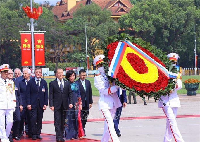 Tổng Bí thư Nguyễn Phú Trọng hội đàm với Chủ tịch Đảng Nước Nga Thống nhất D. Medvedev - Ảnh 4.