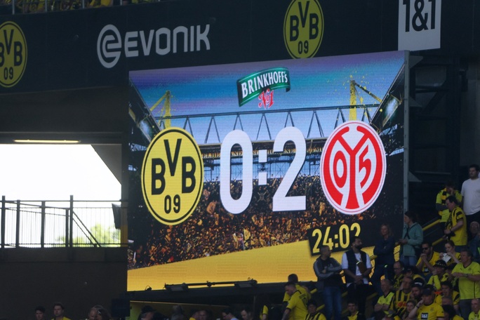 Rượt đuổi nghẹt thở, Bayern Munich vượt Dortmund đăng quang Bundesliga - Ảnh 2.