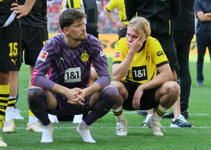 Rượt đuổi nghẹt thở, Bayern Munich vượt Dortmund đăng quang Bundesliga - Ảnh 6.