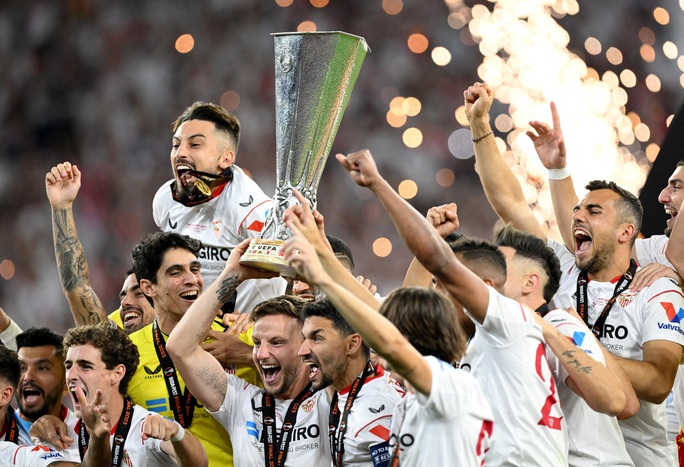 Hạ AS Roma chung kết Europa League, Sevilla chạm tay thiên đường thứ 7 - Ảnh 9.