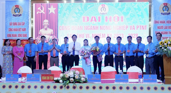 Công đoàn ngành đầu tiên ở Đắk Lắk tổ chức đại hội - Ảnh 1.