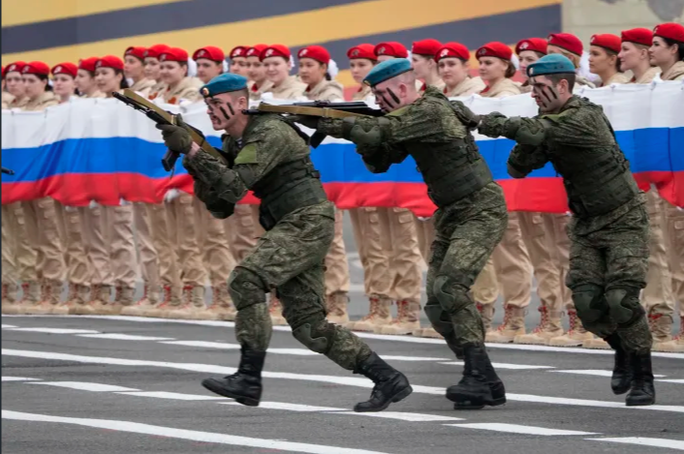 Trung đoàn bất tử vắng mặt trong Ngày Chiến thắng của Nga - Ảnh 5.