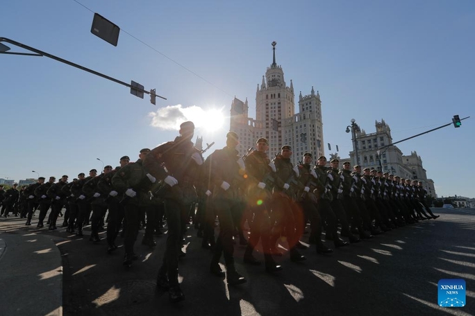 Khí tài nóng trong lễ duyệt binh Ngày Chiến thắng tại Nga - Ảnh 7.
