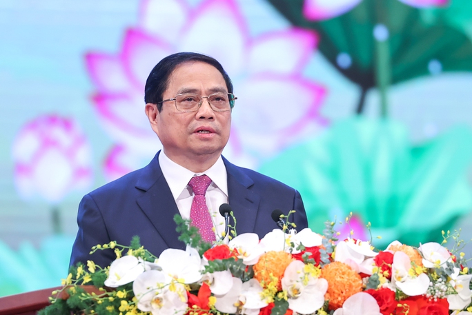 Thủ tướng Phạm Minh Chính: Những điển hình tiên tiến đều toả sáng tinh thần yêu nước  - Ảnh 1.