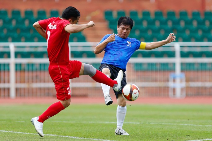 Giao hữu bóng đá đặc biệt chào mừng Ngày Báo chí cách mạng Việt Nam - Ảnh 9.