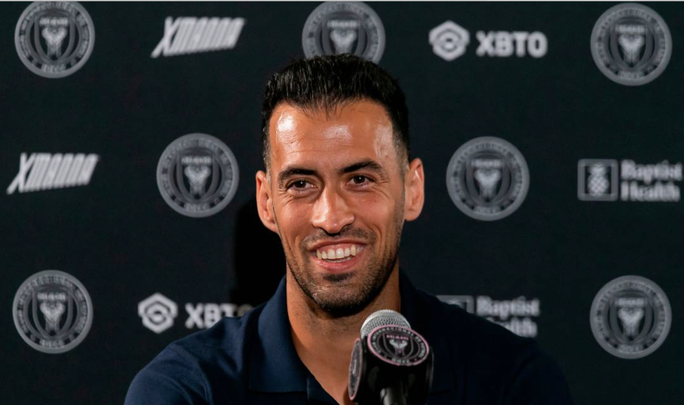 Sergio Busquets và Jordi Alba hẹn tái hợp Messi trên đất Mỹ