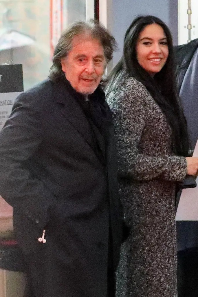“Bố già” Al Pacino sốc, không tin có con ở tuổi 83 - Ảnh 5.