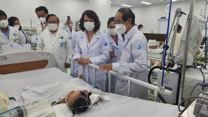 Trẻ mắc bệnh tay chân miệng tăng, Bộ Y tế giám sát tại TP HCM - Ảnh 4.
