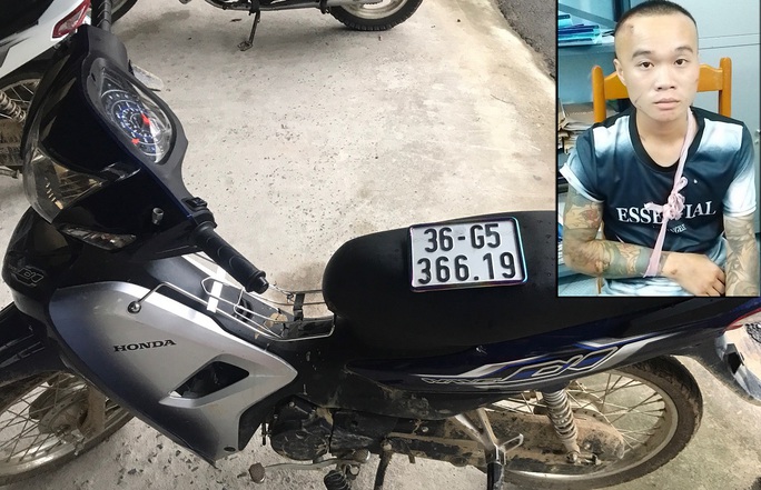 Chạy xe máy tốc độ cao tông chết người phụ nữ rồi bỏ trốn - Ảnh 1.